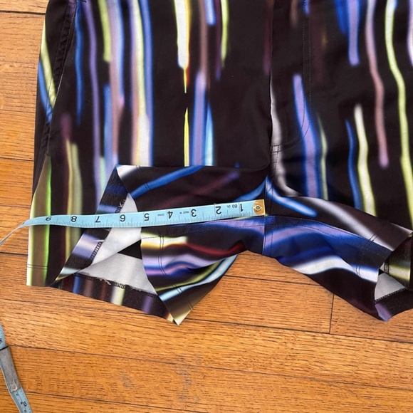 Good Man Brand "Flashing Lights" print swim trunk men's sz small striped - Picture 6 of 8